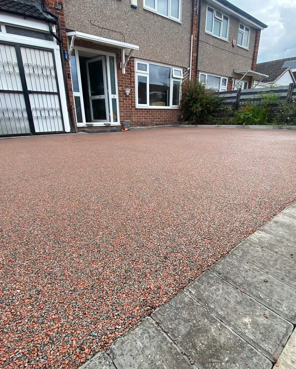 Resin-bound driveway completed by PaveForce Driveways